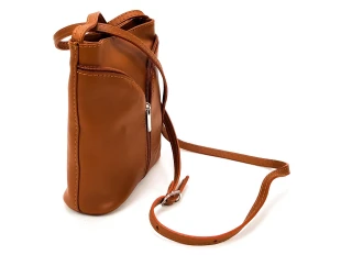 Кафява малка чанта от естествена кожа
